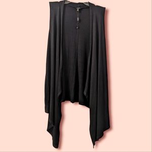 Cable & Gauge sleeveless cardigan